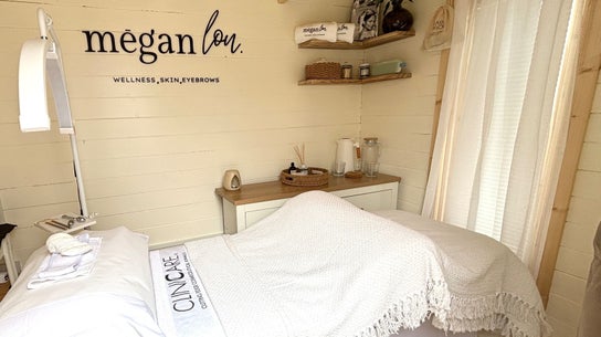 Megan Lou - Wellness | Skin | Eyebrows