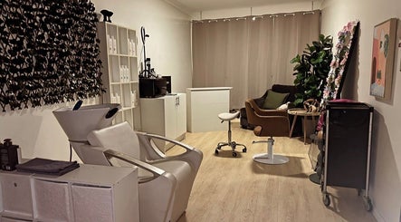 The Chair Hair Artistry afbeelding 2