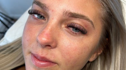 Lashylicious