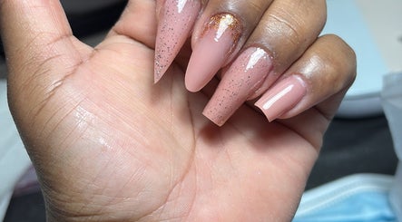 Adineia Nails & Beauty, bild 3