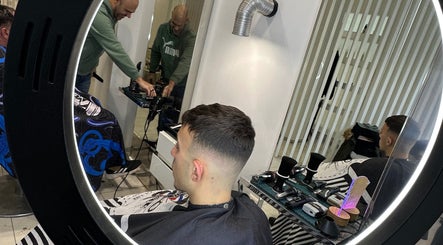 NTB-Nektar the barber image 3