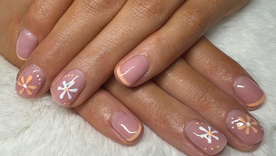 IC Nails image 1