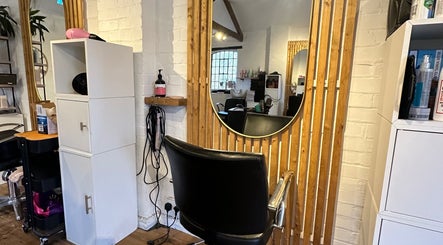Beauty, Hair & Beyond salon chair and mirror in Stevenage, England, GB, showcasing modern stylish design.