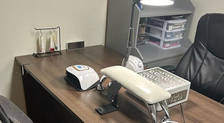 Sabs Nail Studio image 2