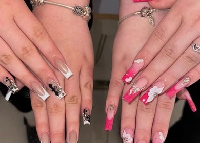 Intricate floral nail art design at Lisa Nails and Spa, Sonora, California, US. Elegant and stylish manicure.