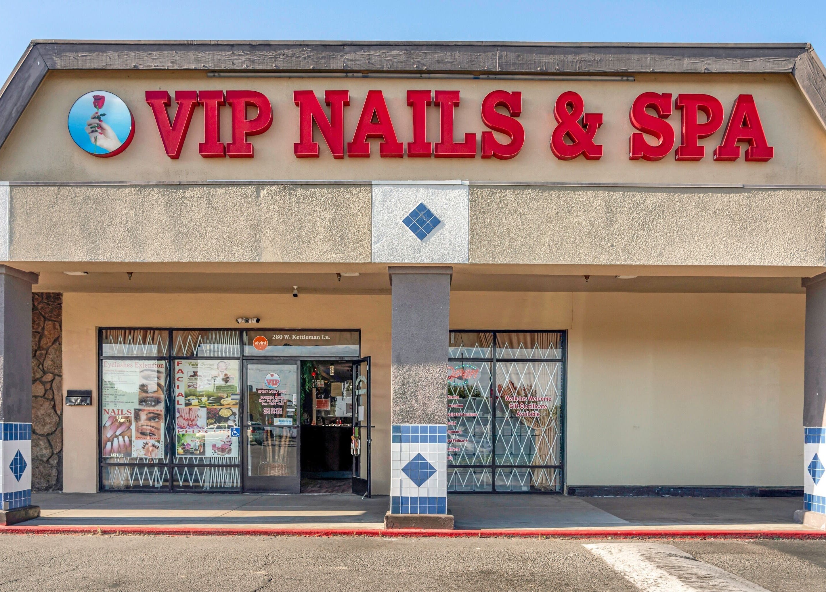 Front entrance of VIP Nails and Spa Official located in Lodi, California, US showcasing its professional facade.
