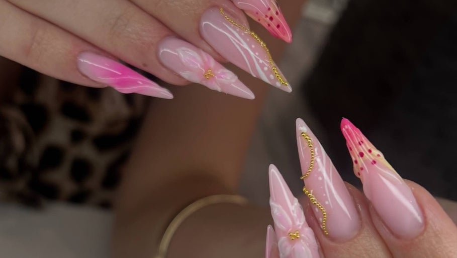 Imagen 1 de Nails evasion