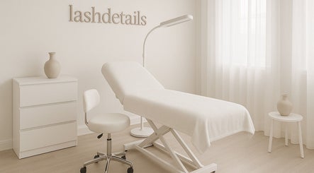 LashDetails image 3