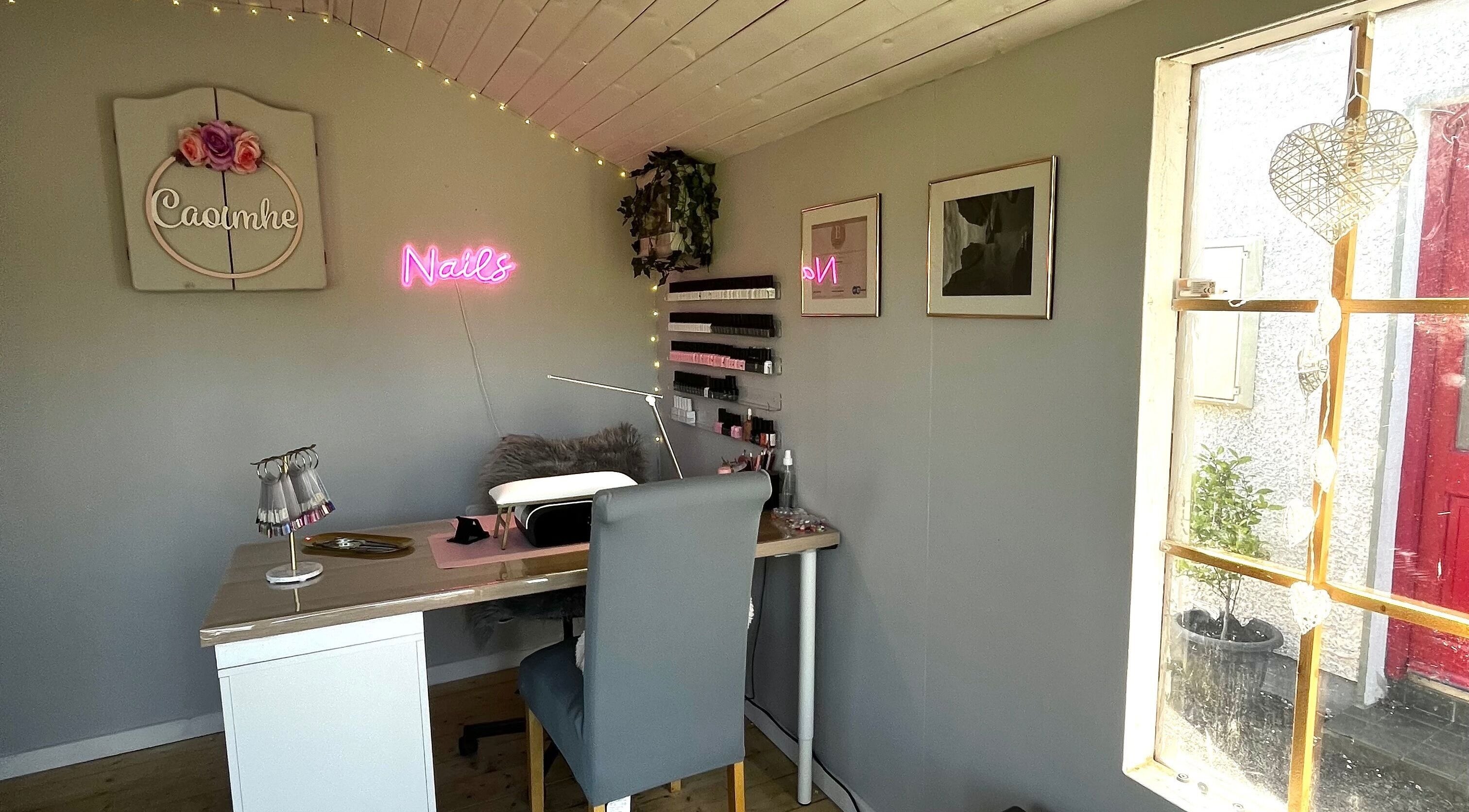 Cozy chic nail station with neon signs at Nails By Caoimhe, Castlebar, County Mayo, IE.