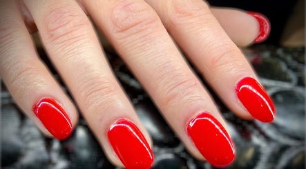 Mira Nails billede 3