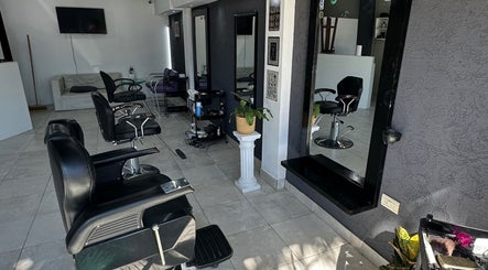 MILENICOS HAIR SALON