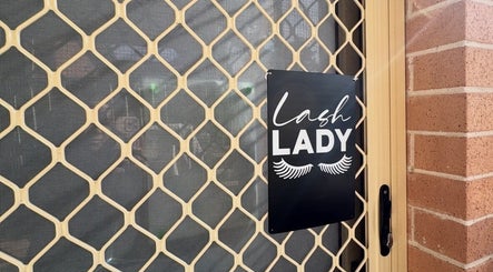 Εικόνα Her Lash Escape 2