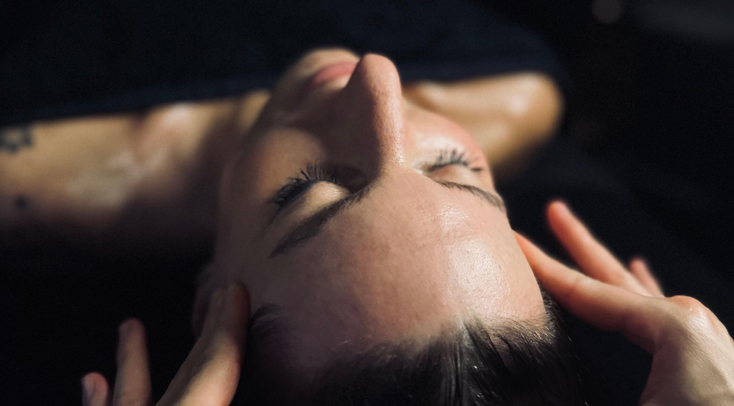 Relaksujący masaż twarzy w Podrapiemy, Poznań, Województwo Wielkopolskie, PL.