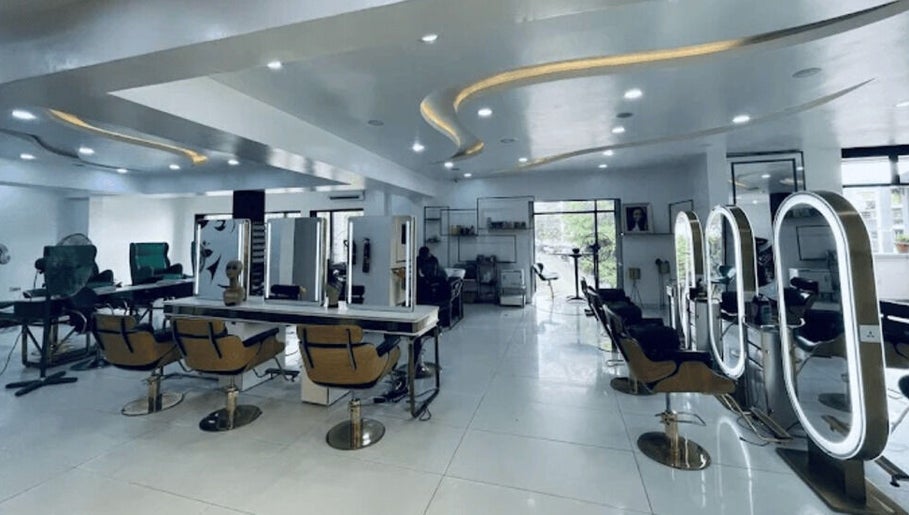 Annish Unisex Salon & Spaの画像：1