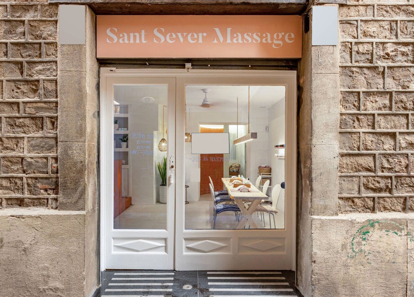 Entrance of Sant Sever Massage, a serene venue in Barcelona, Catalunya, ES, showcasing its welcoming facade.