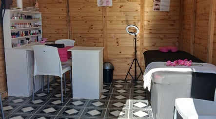 The Conquer Beauty Studio image 2