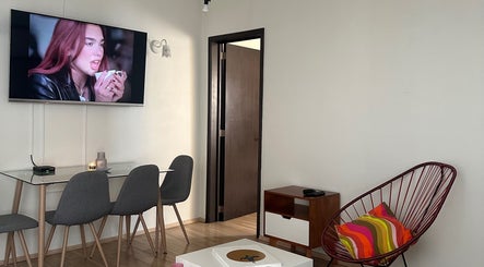 Gambar momoa studio 3