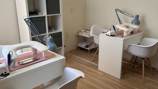 MOMOA | nail care studio