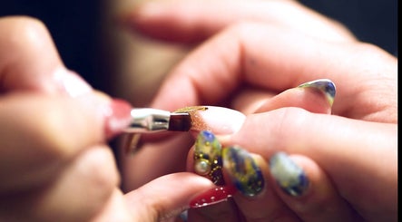 SATOMI NAILS, bilde 2