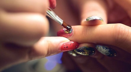 SATOMI NAILS, bilde 3