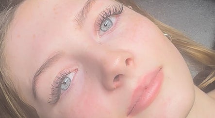 Luxelashesbykelsi image 2