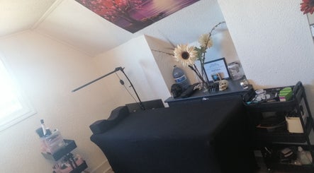 Browbehaviour_Theenvyylounge image 2
