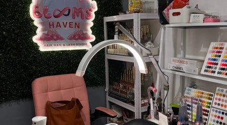 Blooms Haven Studio