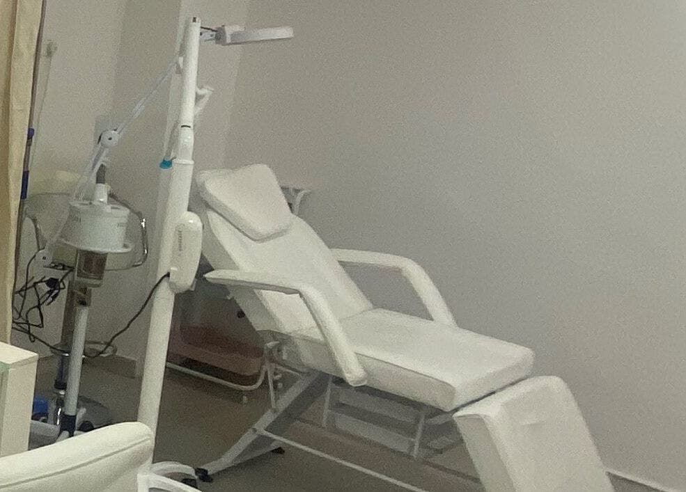 Luxurious aesthetic treatment room at BOTOX-LAGOS, Lekki, Lagos, NG equipped with modern furnishings.