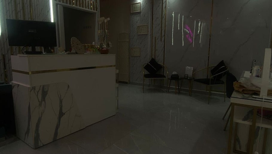 Camiralbeautyspa image 1