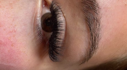Lashes Ostrava, bild 3