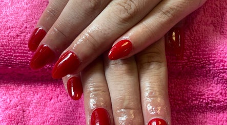 Nails By Bess