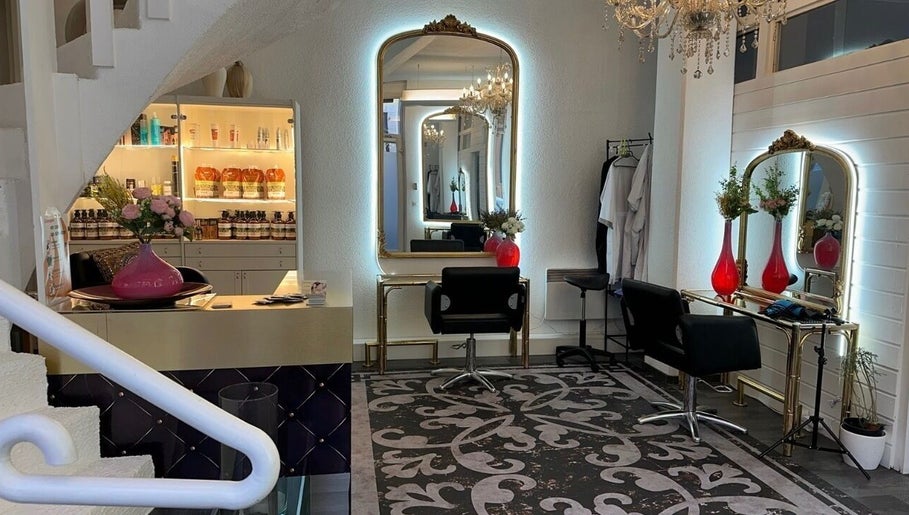 Éclat Hair Studio billede 1