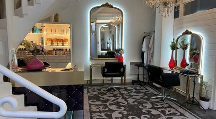 Éclat Hair Studio
