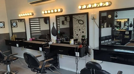 Kairos Unisex Salón