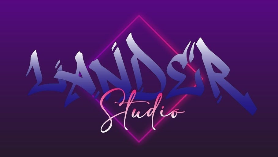 Lander Studio, bilde 1
