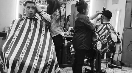 BarberShop Emmanuel Burger image 2
