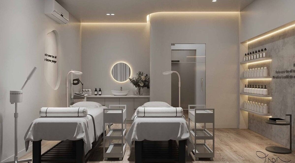 Phòng trị liệu sang trọng tại Beautymaster Spa, Hà Nội, Hà Nội, VN với giường spa hiện đại và ánh sáng ấm áp.