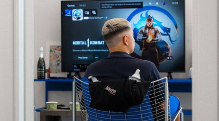 Hocs Barbershop image 2