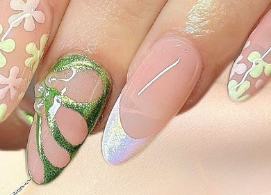 Stylish floral nail art at Aesthetic Nails and Beauty in Melbourne, Victoria, AU.