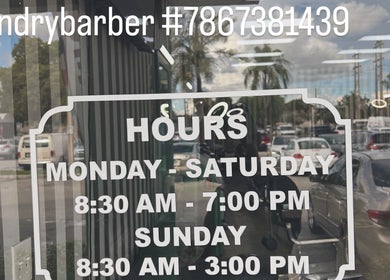 Reflejo del horario de Yoandry Sánchez en Miami, Florida, US, mostrando servicios de lunes a domingo.