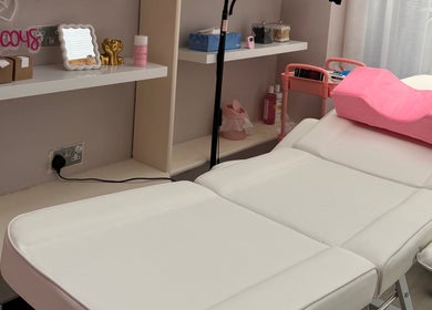 Relaxing treatment room at Noor Beauty Lab, Enfield, England, GB offers calming wellness ambiance.