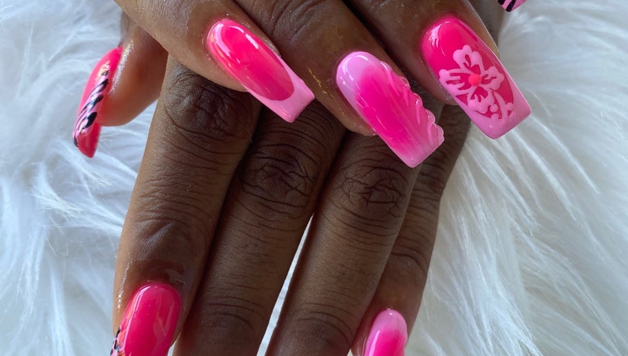 NailzbyTan slika 1