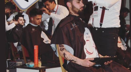 The Chairman Barbershop NYC图像3