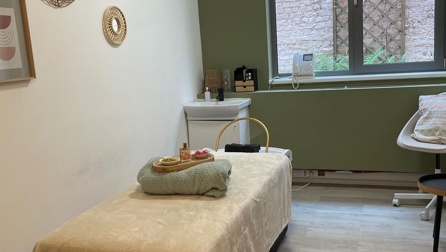 Image de Halo of Head Spa 1