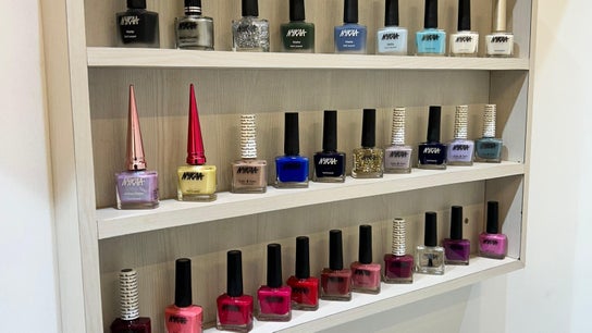 Elance salon