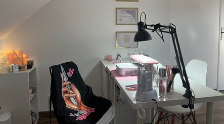 Espace beauté à Le Coin Beauté De Gwen, Méziré, Bourgogne-franche-comté, FR, avec décor élégant et outils professionnels.