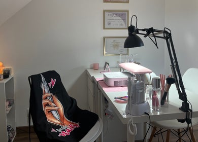 Espace beauté moderne de Le Coin Beauté De Gwen à Méziré, Bourgogne-franche-comté, FR avec équipements élégants.
