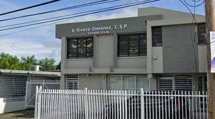 Edificio de GLAMOROUS MIND (GMLASHESPR) en Caguas, Caguas, PR con diseño contemporáneo.