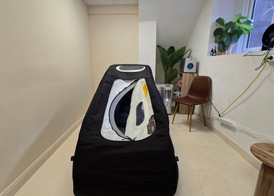 Oxygen therapy capsule at Oxygen Cove Cork, located in Cork, County Cork, IE, offering wellness and relaxation.