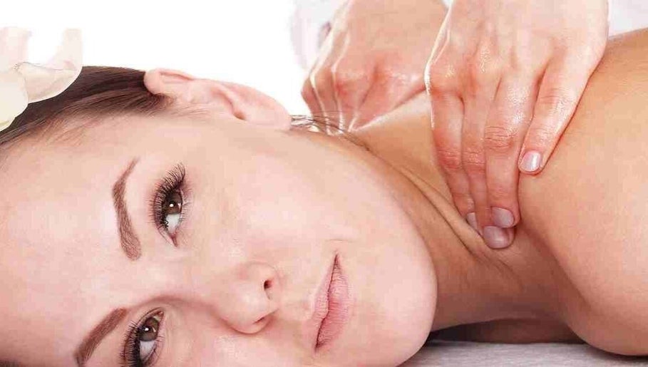 Massage King | Metro Martin Place image 1
